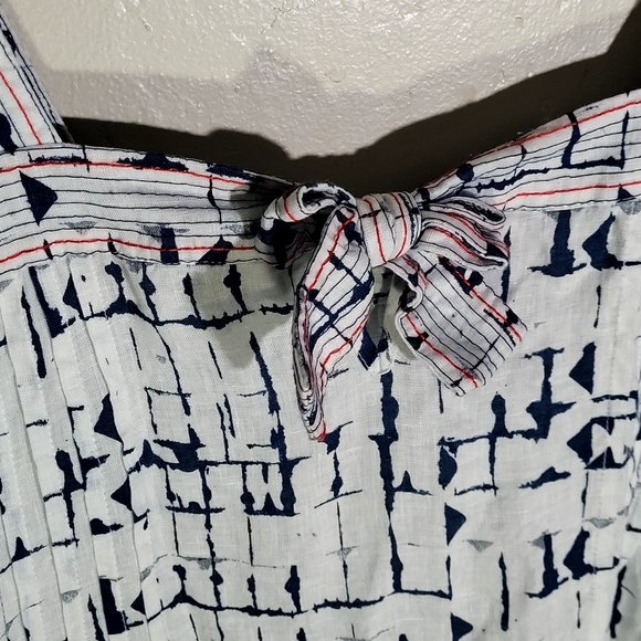 Wrap London Stylish Black and Red Patterned Women's Dress - Picture 3 of 7